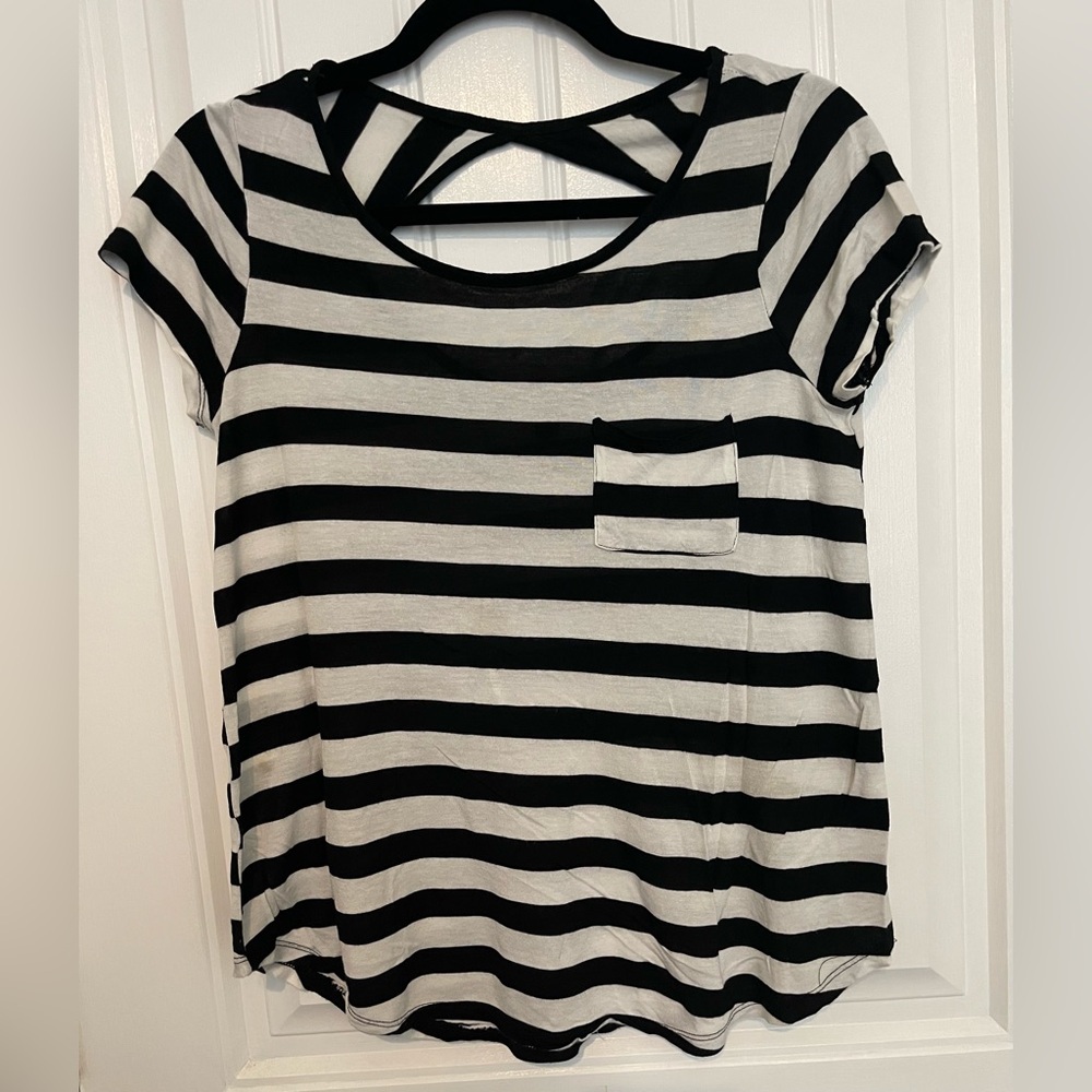 Forever21 - Women’s T-Shirt - Striped - Black & White - Size: small